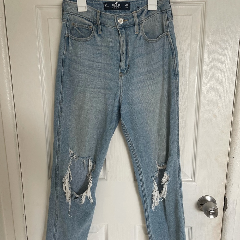 Hollister ripped high rise mom jeans